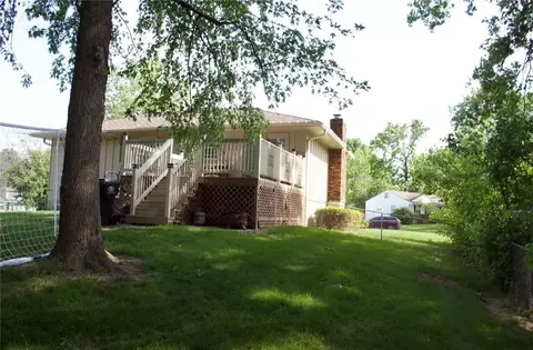Exterior - 15404 E 35th St, Independence, MO 64055 photo 5 of 7