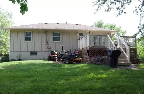 Exterior - 15404 E 35th St, Independence, MO 64055 photo 2 of 7