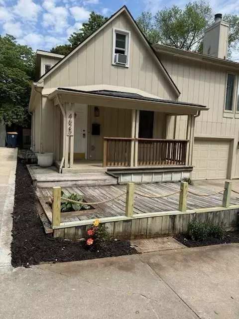 4625 Bell St, Kansas City, MO 64112