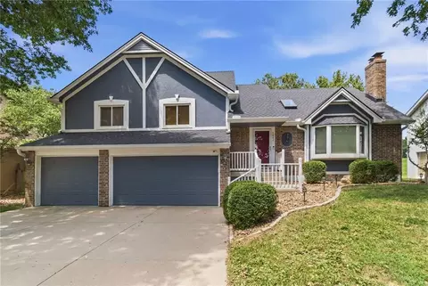 1624 NE 81st St, Kansas City, MO 64118