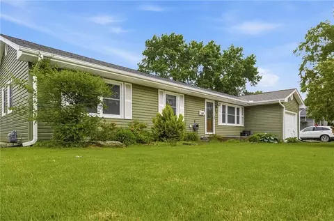 506 South Dr, Marshall, MO 65340