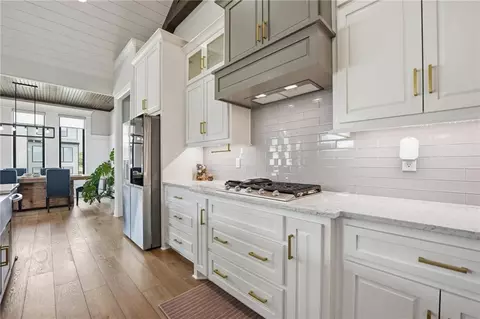 Kitchen - 330 NW Ambersham Dr, Lees Summit, MO 64081 photo 4 of 4