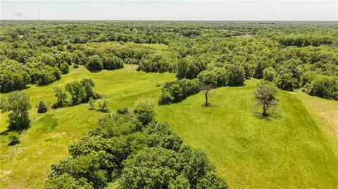 5098 Highway Jj Hwy, Moberly, MO 65270
