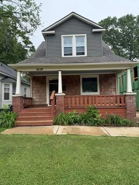 4119 Tracy Ave, Kansas City, MO 64110
