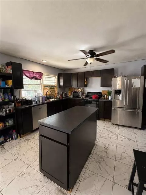 22211 E Blue Mills Rd, Independence, MO 64058 photo 3