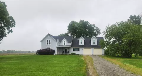 28821 S Famuliner Rd, Garden City, MO 64747