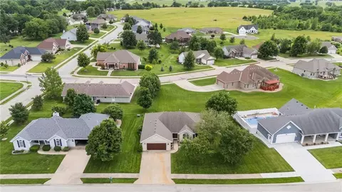 View/Area - 205 Aquila Dr, Cameron, MO 64429 photo 1 of 2