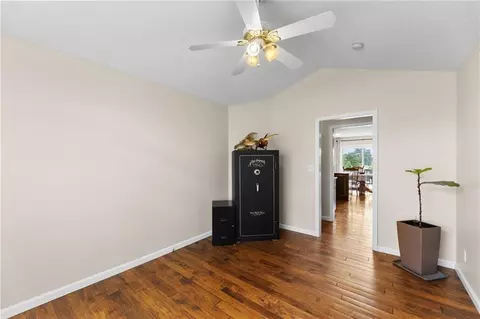 Entry Way - 205 Aquila Dr, Cameron, MO 64429 photo 3 of 3