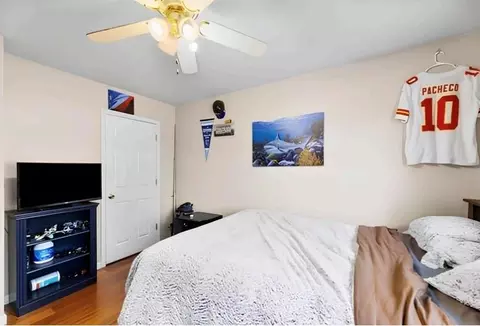 Bedroom - 205 Aquila Dr, Cameron, MO 64429 photo 6 of 9