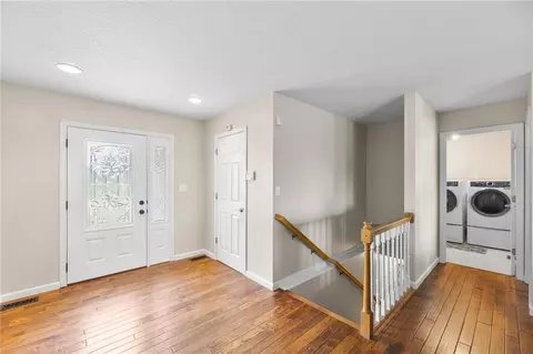 Entry Way - 205 Aquila Dr, Cameron, MO 64429 photo 1 of 3