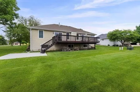 Exterior - 205 Aquila Dr, Cameron, MO 64429 photo 10 of 13