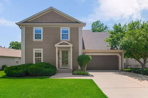 15963 S Avalon St, Olathe, KS 66062