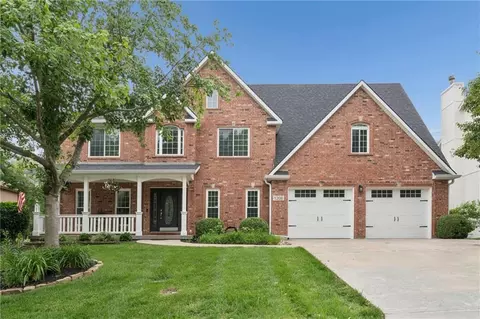 1206 SW Misty Creek St, Blue Springs, MO 64015