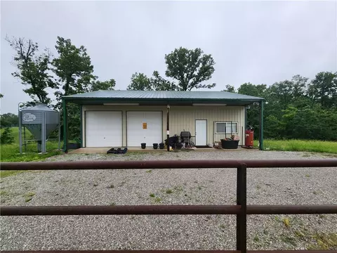10909 7 Hwy, Clinton, MO 64735