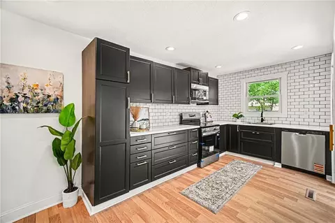 Kitchen - 10526 E 9th St, Independence, MO 64053 photo 2 of 3
