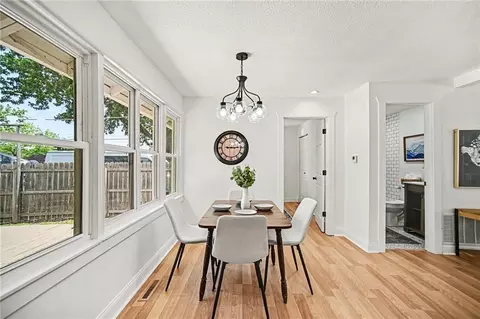 Dining - 10526 E 9th St, Independence, MO 64053 photo 3 of 3