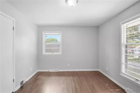Bedroom - 11401 E 61st Ter, Raytown, MO 64133 photo 2 of 4