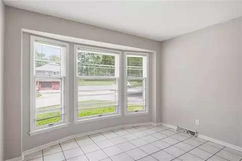 Living - 11401 E 61st Ter, Raytown, MO 64133 photo 4 of 6