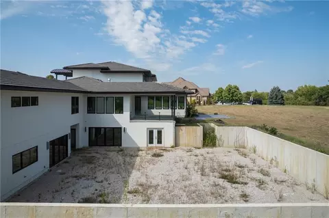 Exterior - 3331 S Saddle Ridge Ct, Independence, MO 64057 photo 17 of 19