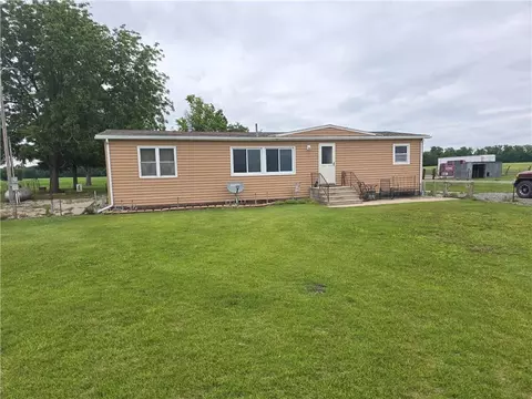 1922 N 1550 Rd, Eudora, KS 66025