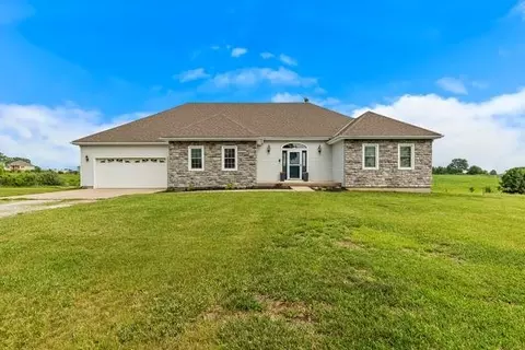 11111 Reinking Rd, Kansas City, MO 64156