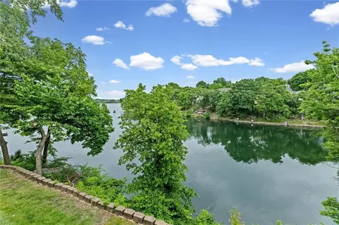 View/Area - 232 NE Bayview Dr, Lees Summit, MO 64064 photo 1 of 5