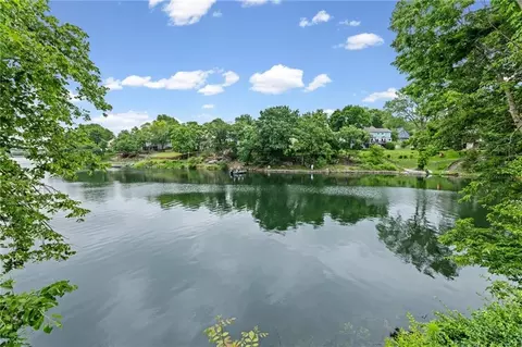 View/Area - 232 NE Bayview Dr, Lees Summit, MO 64064 photo 5 of 5