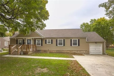 5735 Walmer St, Mission, KS 66202