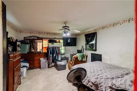 Bedroom - 1125 Atchison St, Atchison, KS 66002 photo 8 of 13