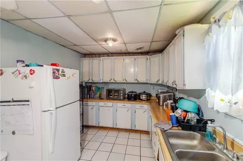 Kitchen - 1125 Atchison St, Atchison, KS 66002 photo 4 of 5