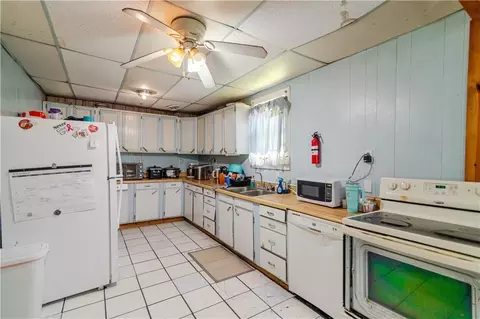 Kitchen - 1125 Atchison St, Atchison, KS 66002 photo 5 of 5