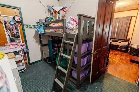 Bedroom - 1125 Atchison St, Atchison, KS 66002 photo 11 of 13