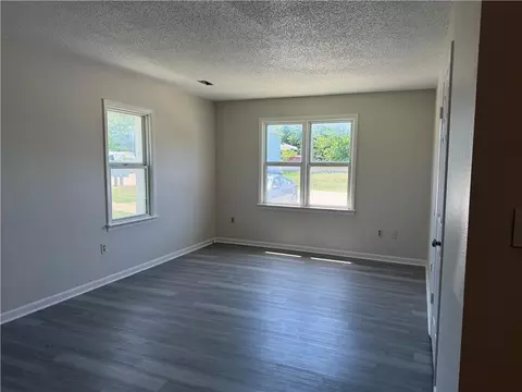 Living - 1100 Colonial Dr, Lathrop, MO 64465 photo 2 of 4