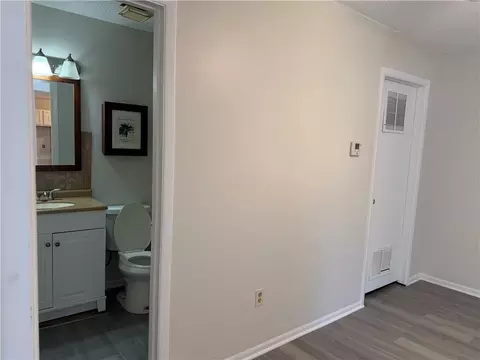 Entry Way - 1100 Colonial Dr, Lathrop, MO 64465 photo 1 of 1