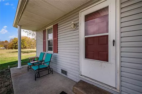 Exterior - 1100 Colonial Dr, Lathrop, MO 64465 photo 1 of 3