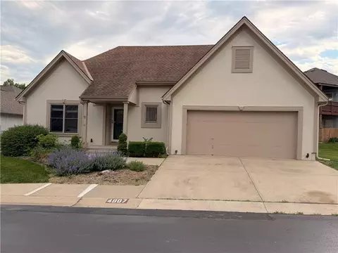 4807 NW 59th Ct, Kansas City, MO 64151