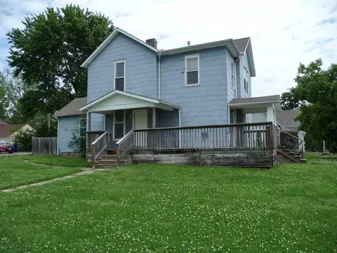 325 Mcgoodwin St, Warrensburg, MO 64093