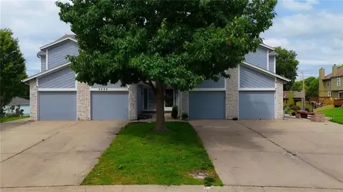 2604 S Peck Ct #C, Independence, MO 64055