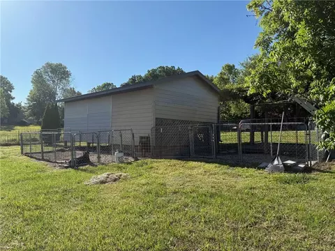 Exterior - 3781 Cr 3875 Rd, Independence, KS 67301 photo 6 of 9