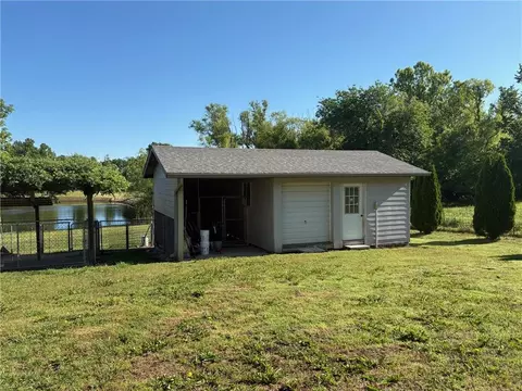 Exterior - 3781 Cr 3875 Rd, Independence, KS 67301 photo 5 of 9