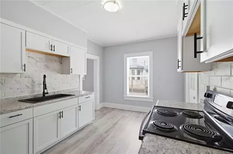 Kitchen - 611 Arrow St, Marshall, MO 65340 photo 2 of 2