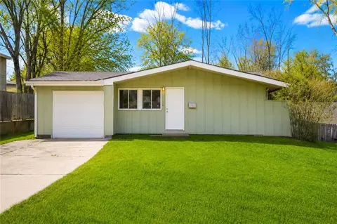 5706 N Woodland Ave, Kansas City, MO 64118