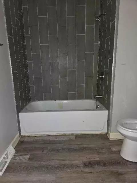 Bath - 109 E Joy St, Harrisonville, MO 64701 photo 3 of 3