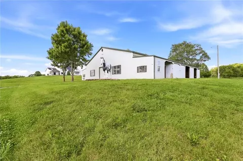 Exterior - 29706 Easley Rd, Lees Summit, MO 64086 photo 19 of 21