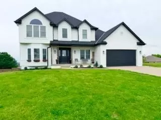715 S Minter Rd, Grain Valley, MO 64029
