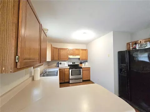 Kitchen - 817 W Park St, Cherryvale, KS 67335 photo 4 of 5