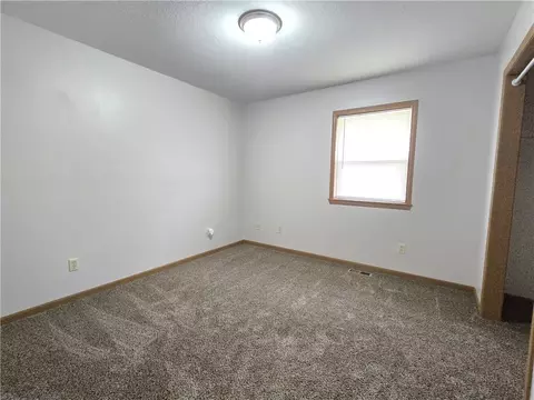 Bedroom - 817 W Park St, Cherryvale, KS 67335 photo 7 of 9