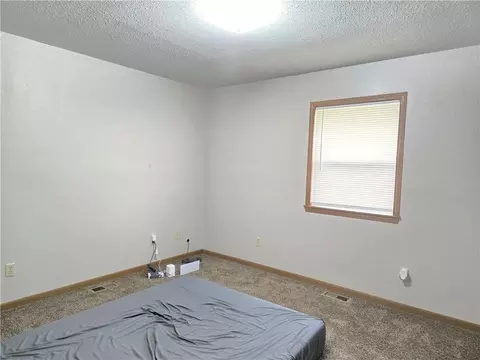 Bedroom - 817 W Park St, Cherryvale, KS 67335 photo 4 of 9