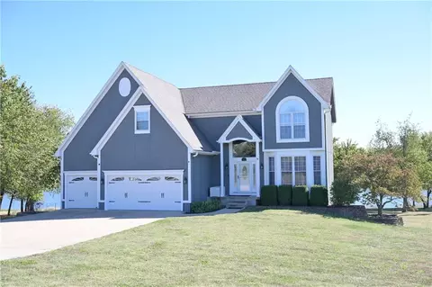 3495 W 222nd St, Bucyrus, KS 66013
