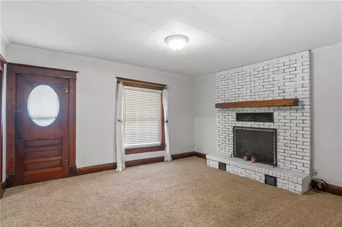 Living - 320 Boder St, Troy, KS 66087 photo 1 of 4